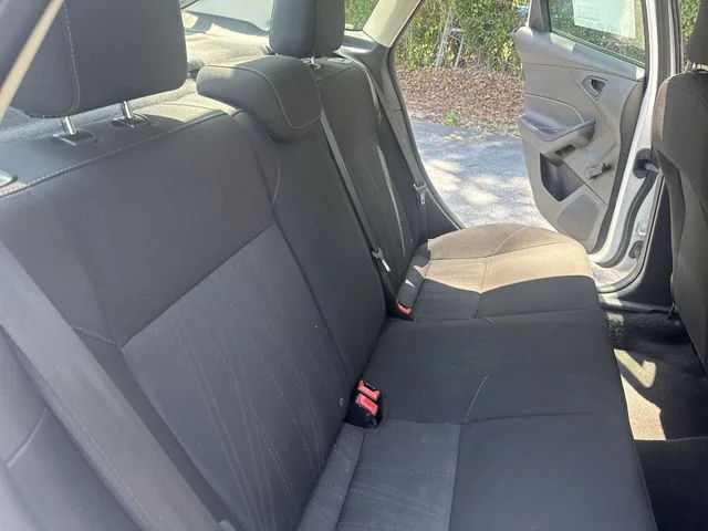 Used 2018 White Ford S image 11