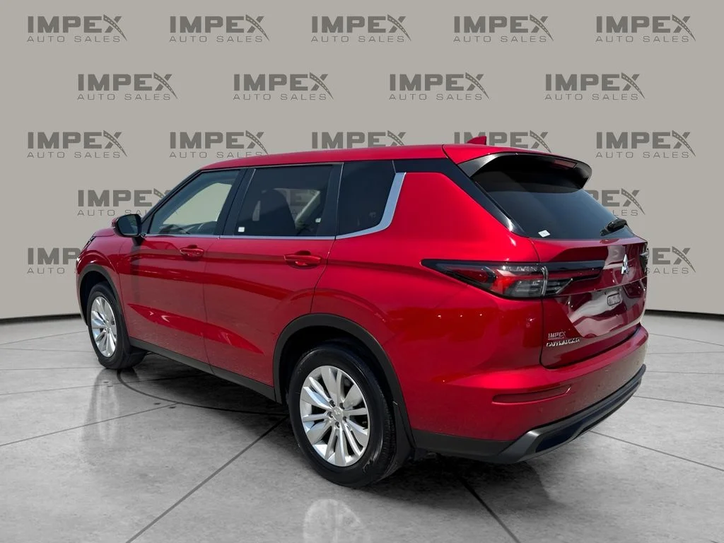 Used 2025 Red Mitsubishi ES image 3
