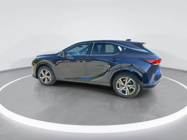 Used 2024  Lexus 350 image 6