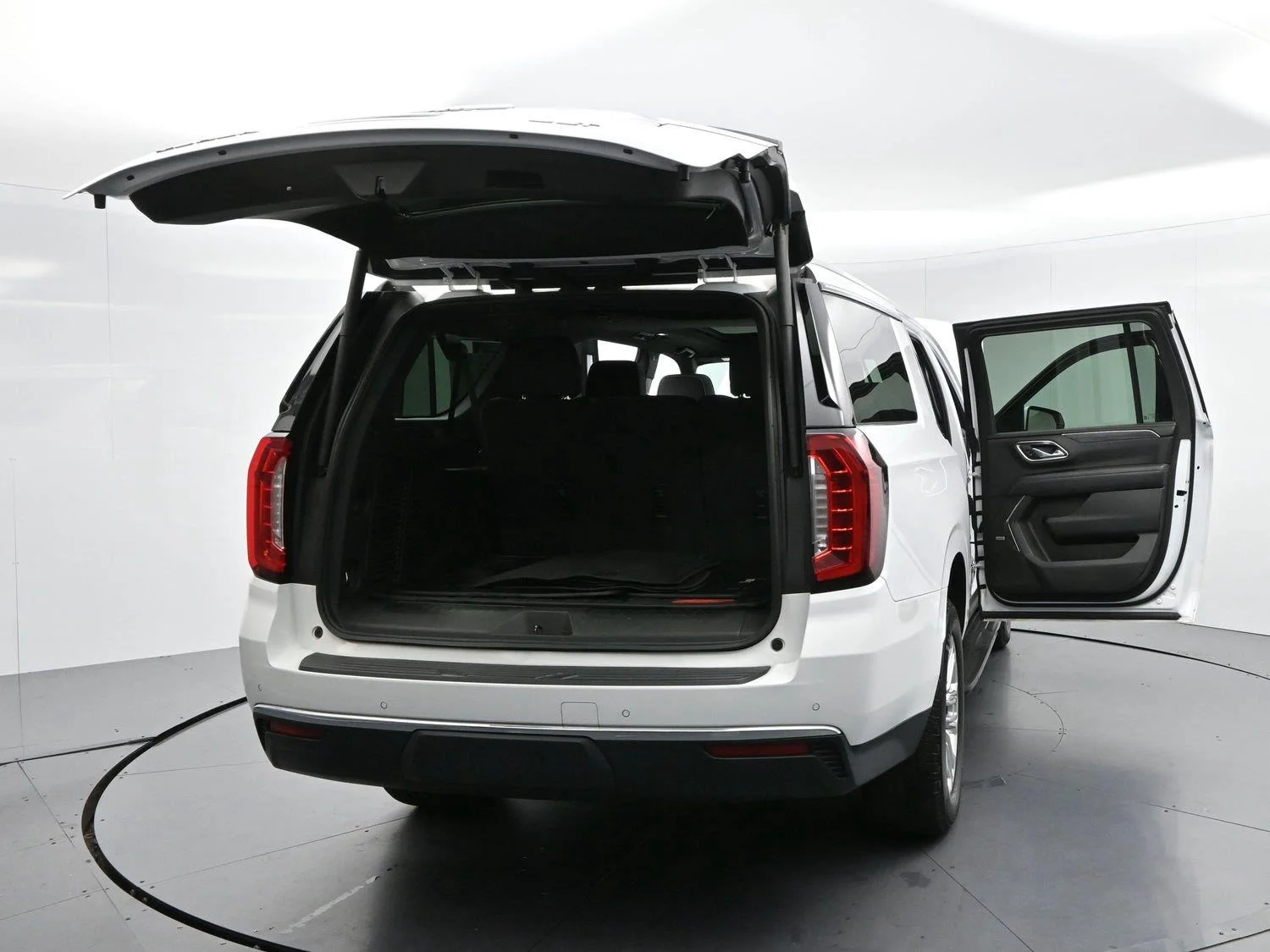 Used 2022 SUMMIT WHITE GMC SLT image 48