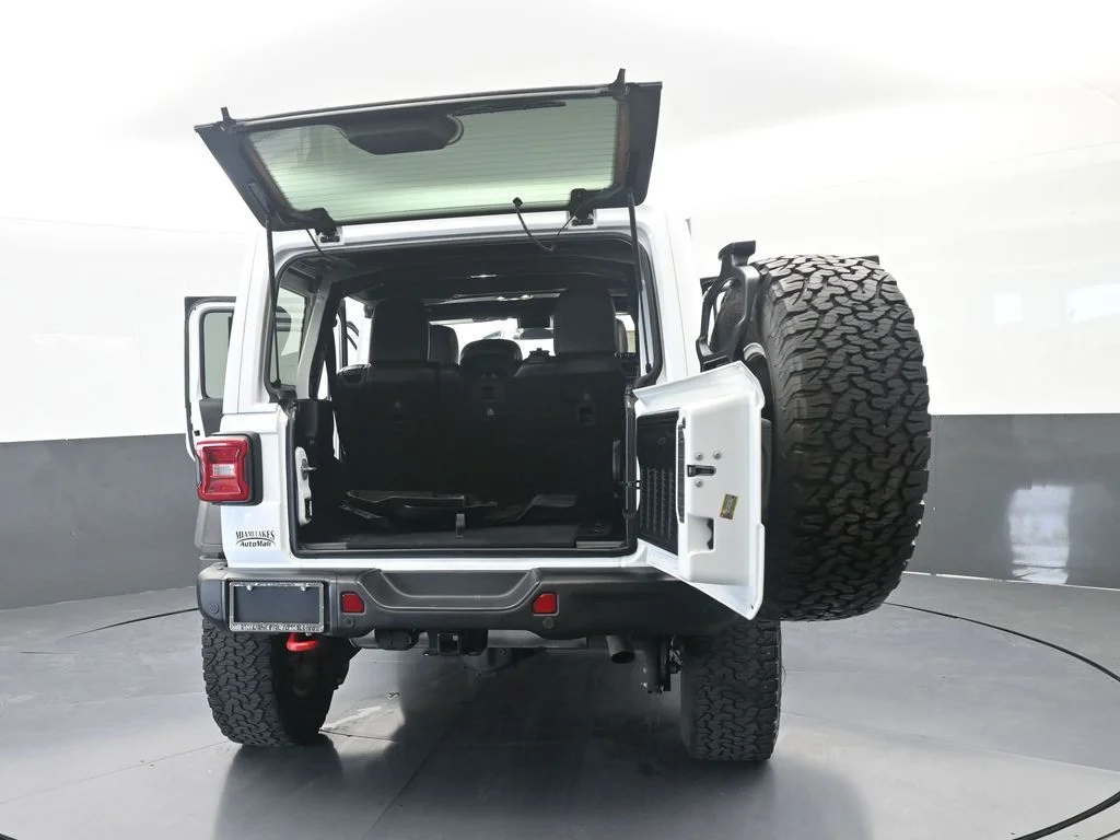 Used 2022 Bright White Clearcoat Jeep Unlimited Rubicon image 77