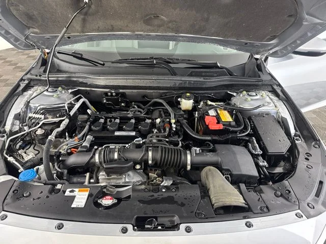 Used 2018  Honda Touring image 35