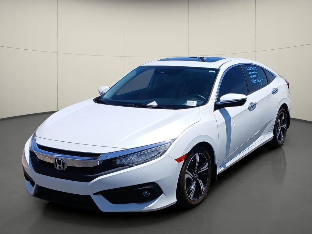 Used 2017 White Orchid Pearl Honda Touring image 3