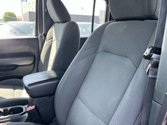 Used 2019 Gray Jeep Unlimited Sport image 25