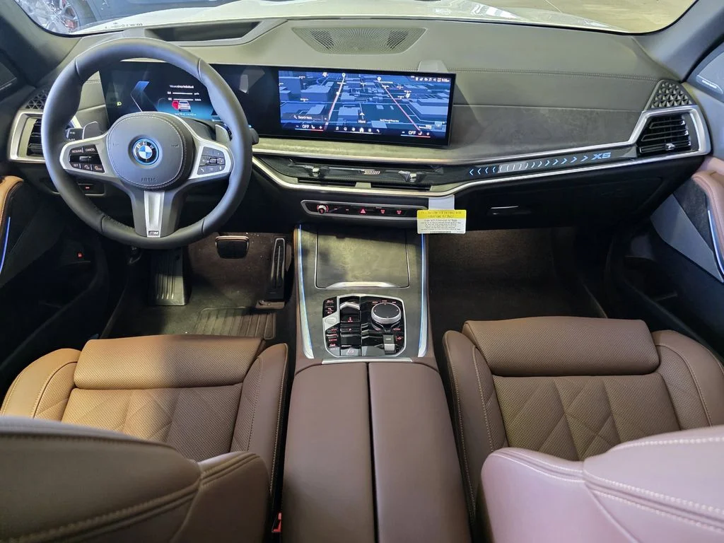 New 2026 Mineral White Metallic BMW xDrive50e image 8