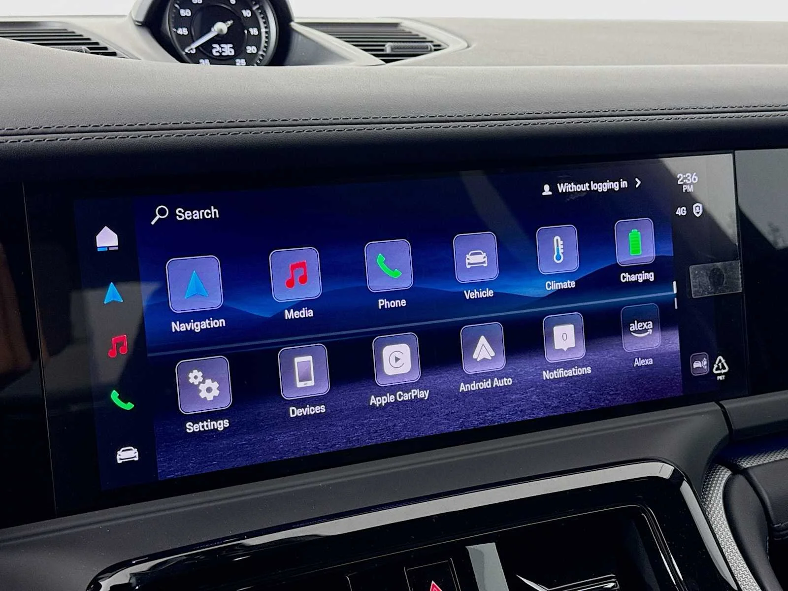 2026 Porsche Panamera 4 E-Hybrid - Photo 18