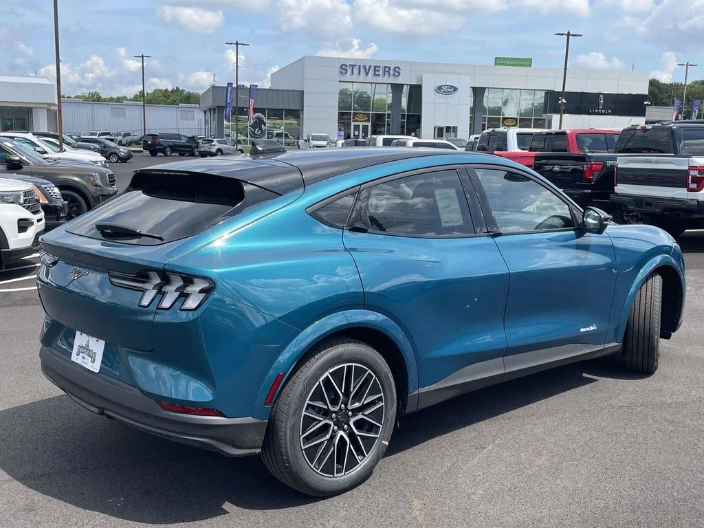 New 2026 Blue Ford Premium image 3