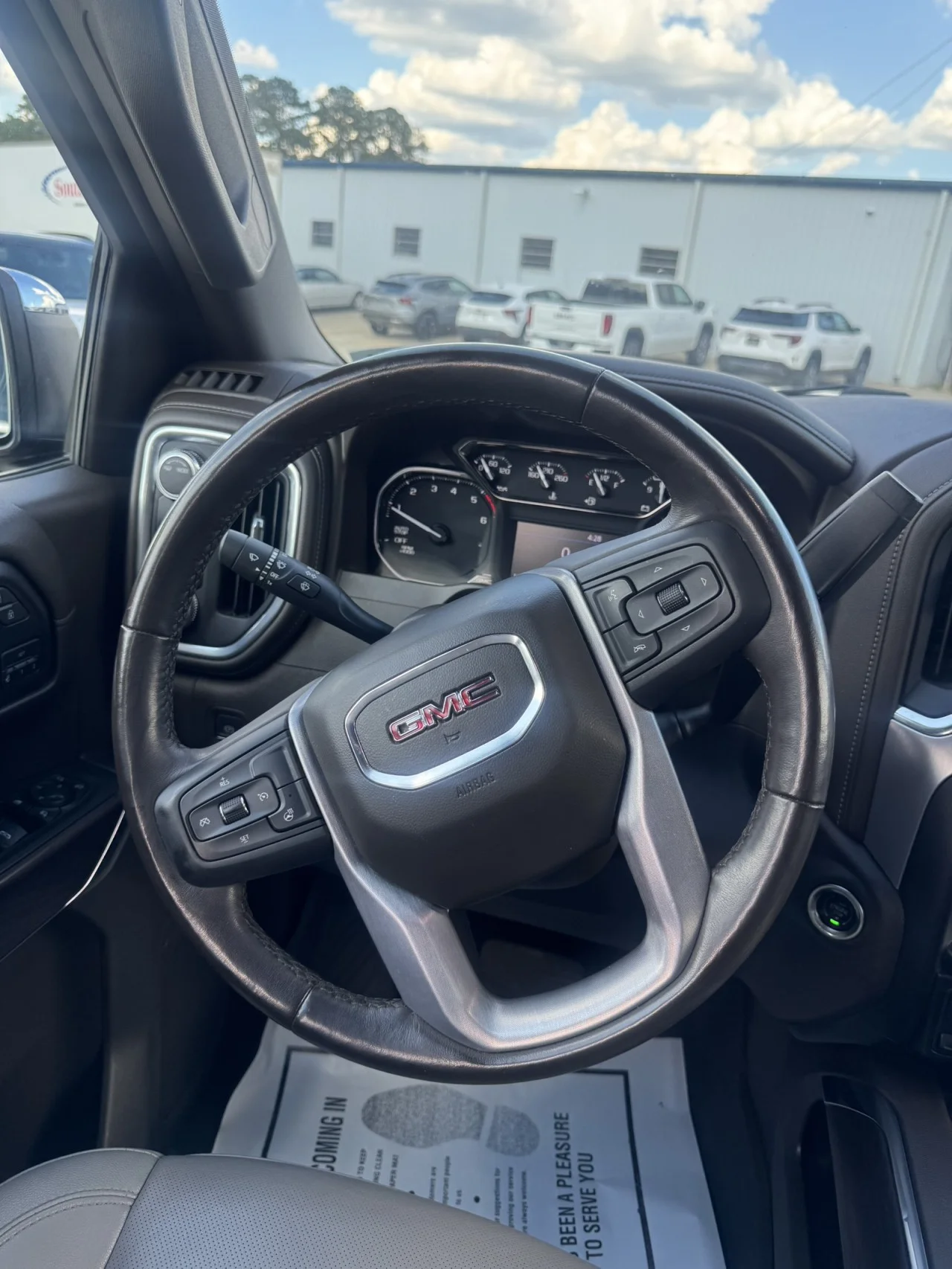 Used 2021 PACIFIC BLUE METALLIC GMC SLT image 16