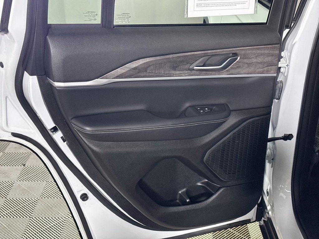 Certified Used 2023 White Jeep Limited image 21
