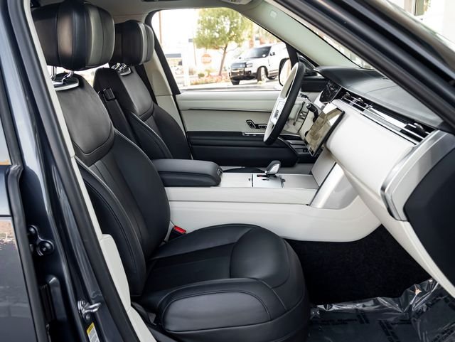 Used 2024 Varesine Blue Metallic Land Rover Autobiography image 30