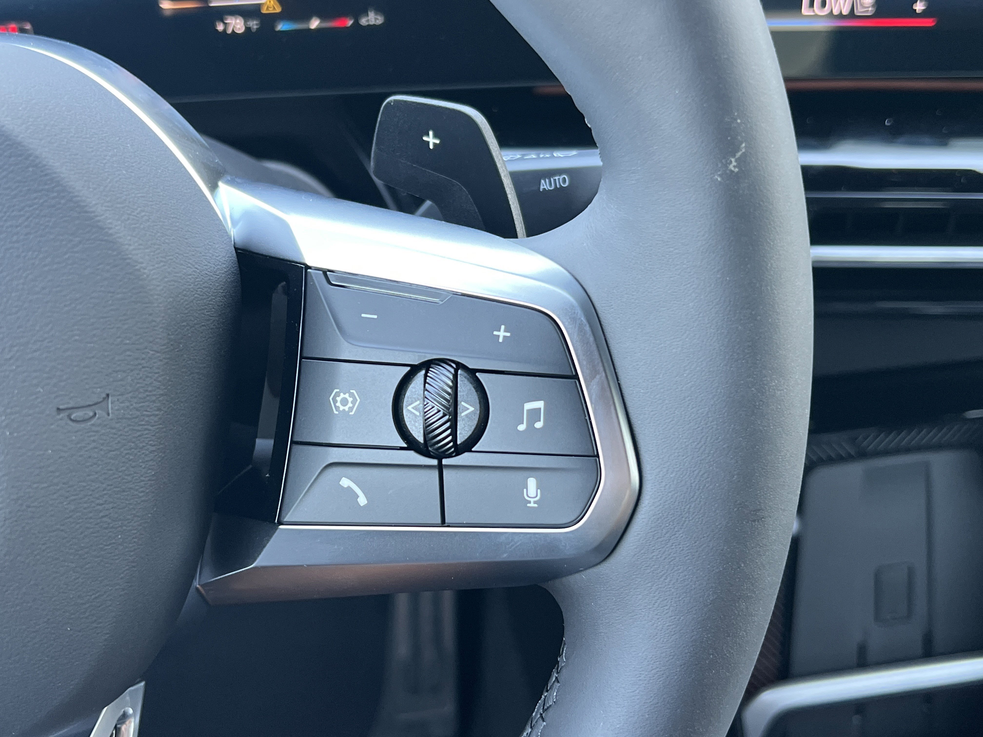 2026 BMW X2 28i - Photo 10