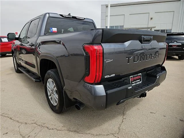 Used 2026 Magnetic Gray Metallic Toyota SR5 4x4 CrewMax 5.5 ft. box 145.7 in. WB image 2