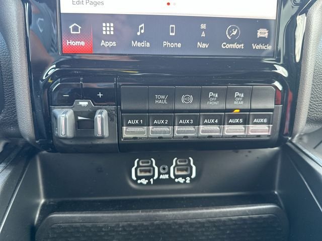 Used 2023 White Ram Laramie image 37