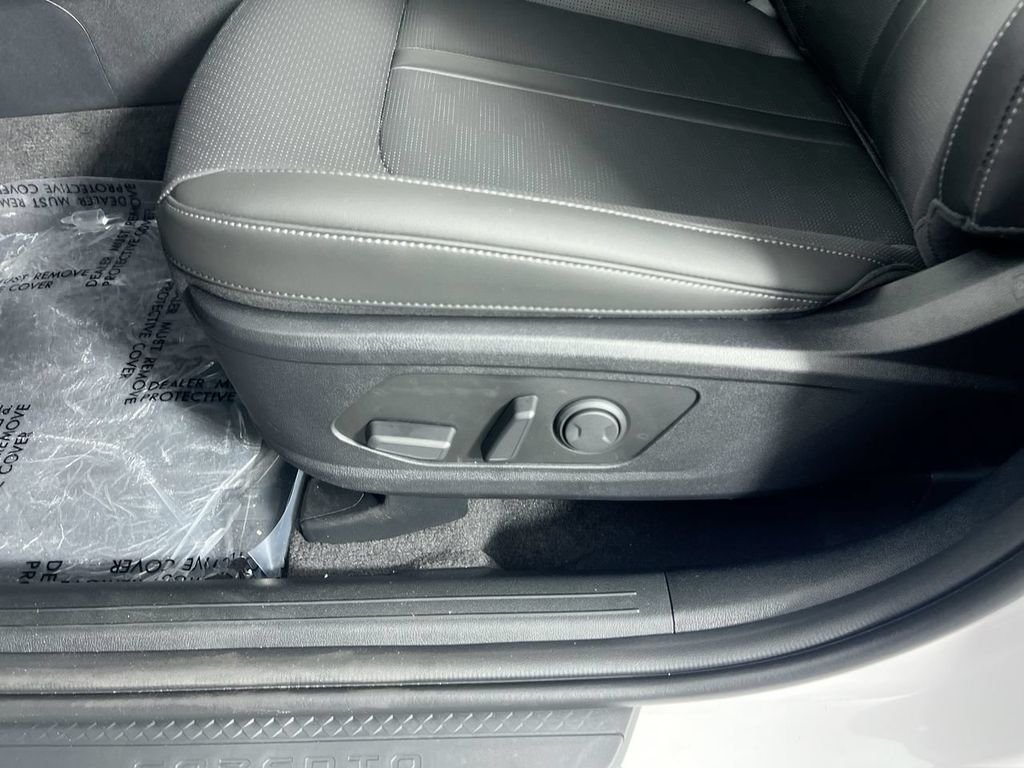 New 2026 Glacial White Pearl Kia S image 13