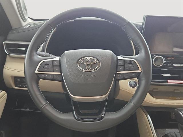 Certified Used 2024 Wind Chill Pearl Toyota Platinum image 57