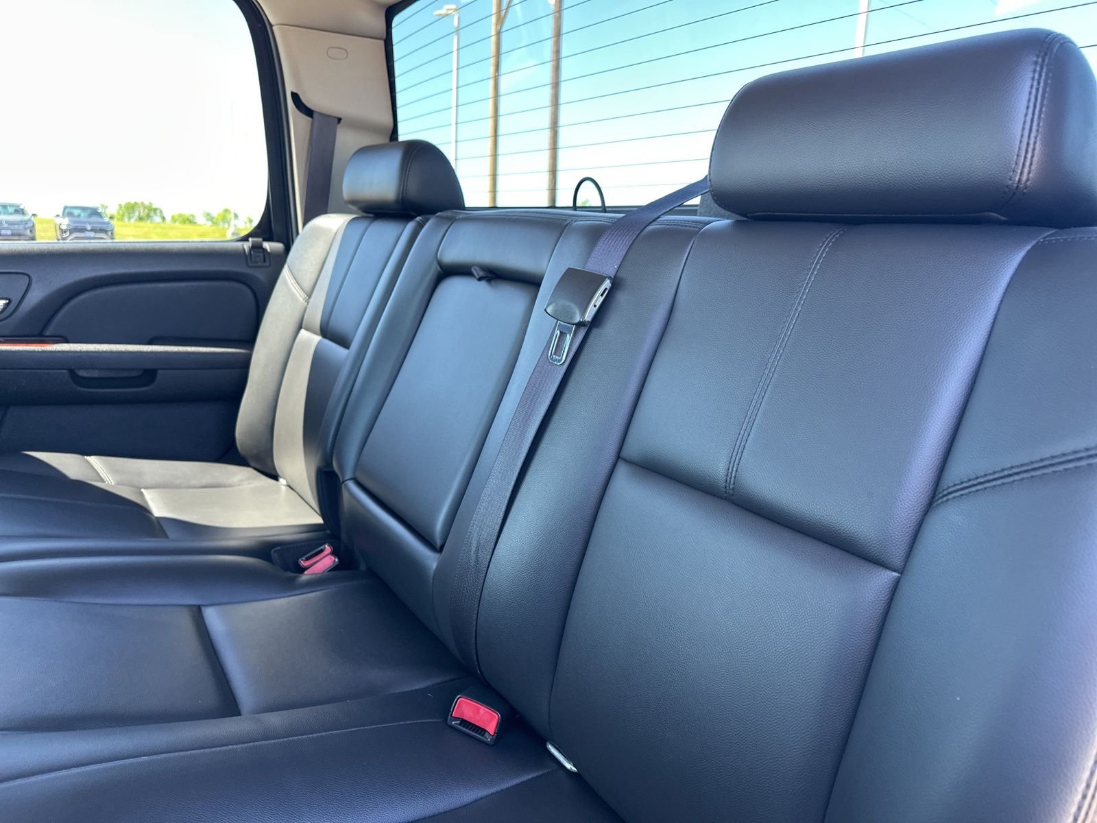 Used 2010 Black GMC SLT image 20