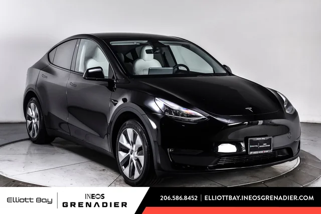 Pre-Owned 2023 Tesla Model Y Long Range