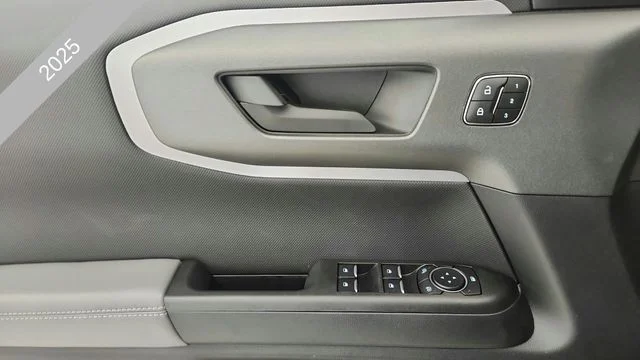 New 2025 Carbonized Gray Metallic Ford Badlands® image 20