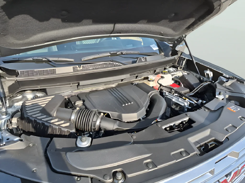 2026 GMC Acadia Denali - Photo 18