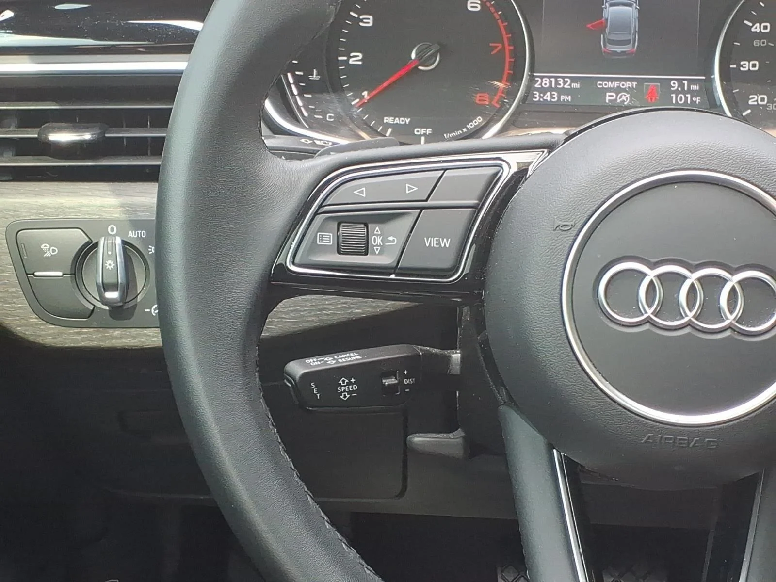 Certified Used 2023 Daytona Gray Pearl Effect Audi S line Premium image 14