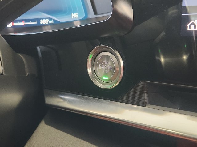 Used 2020 ARCTIC WHITE Chevrolet 2LT image 7