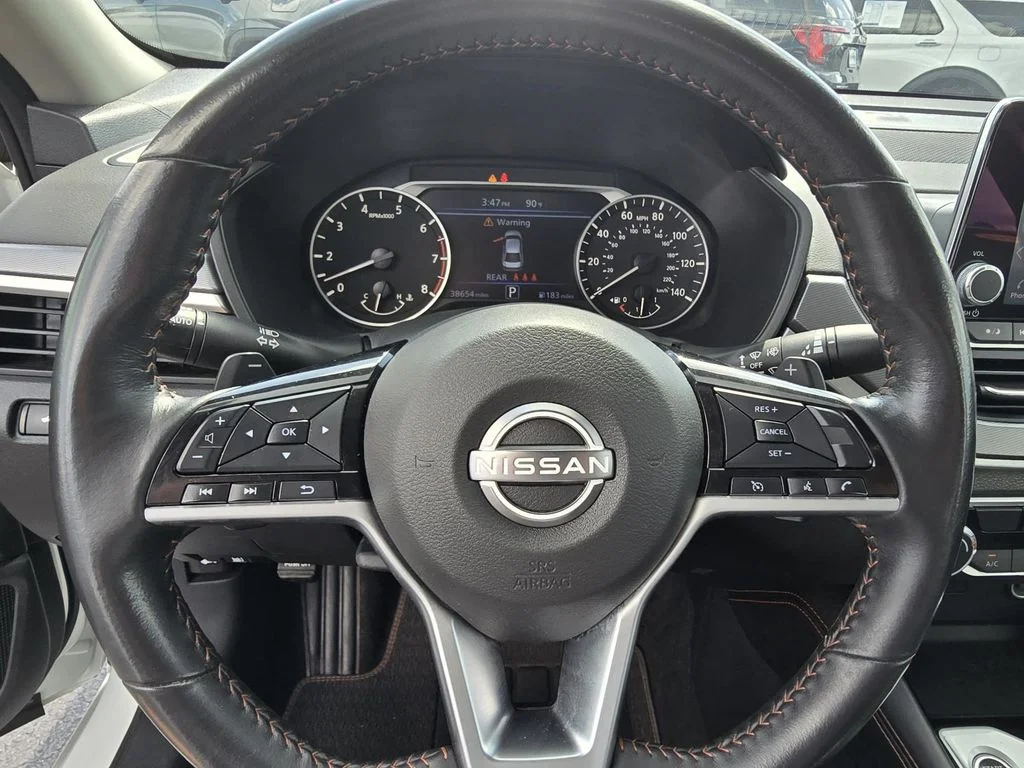 Used 2023 Pearl White Tricoat Nissan 2.5 SR image 12