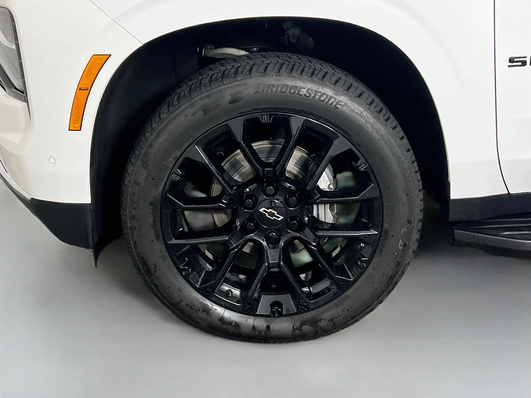 Used 2025 Summit White Chevrolet LT image 10