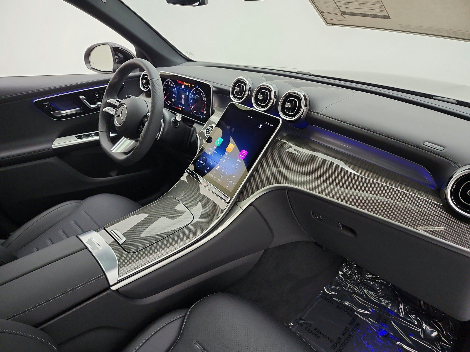 New 2026 Black Mercedes-Benz GLC 300 SUV image 36