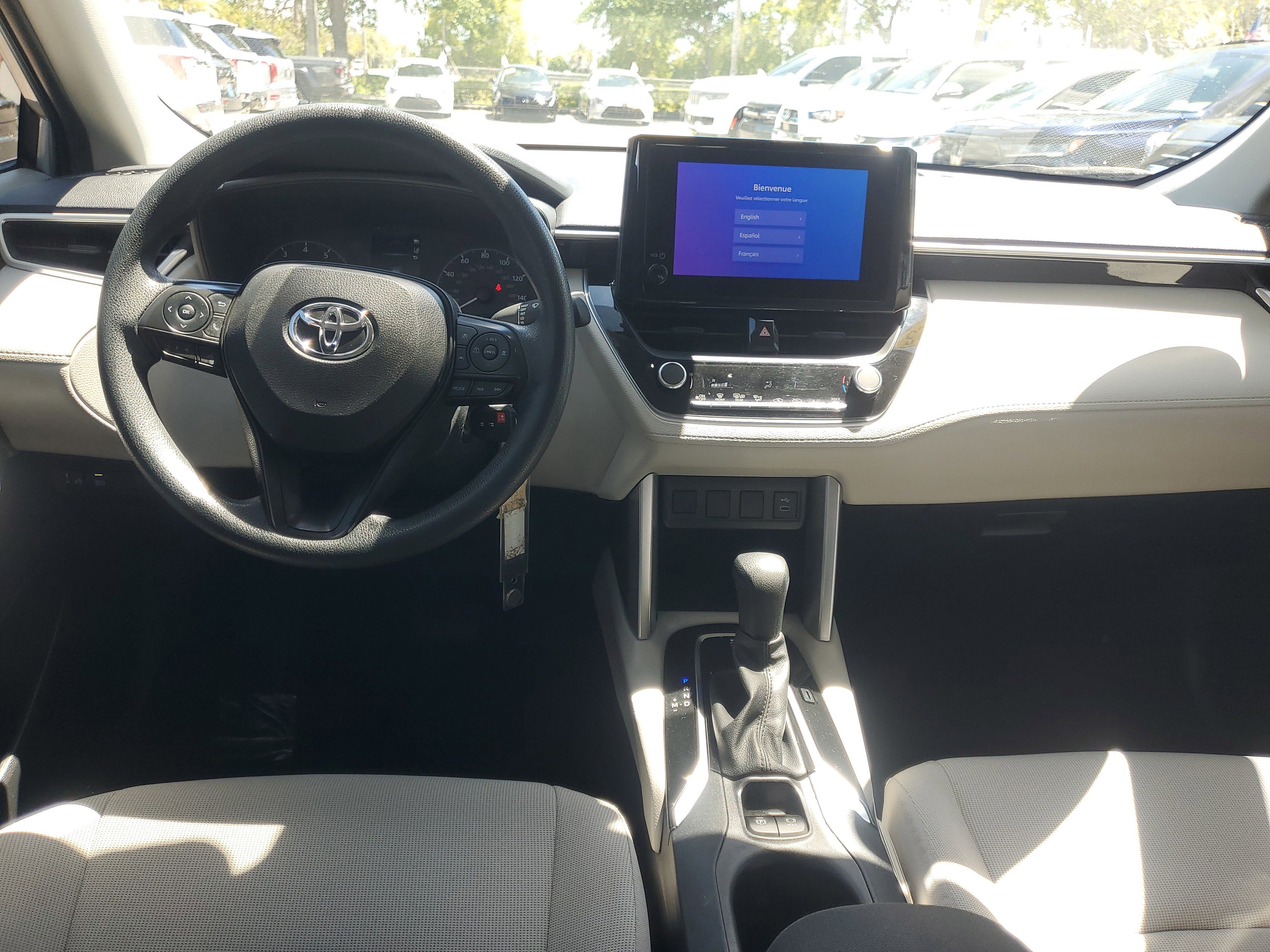 Used 2023 Silver Toyota L image 10