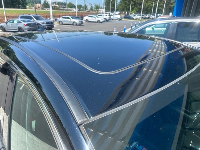 Used 2020 Majestic Black Pearl Acura Base image 5
