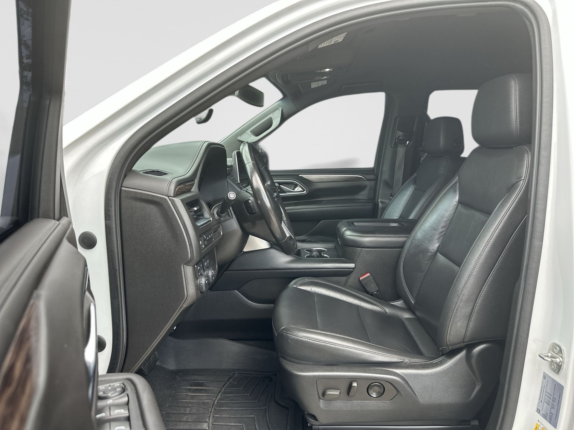 Used 2021 SUMMIT WHITE Chevrolet Z71 image 19