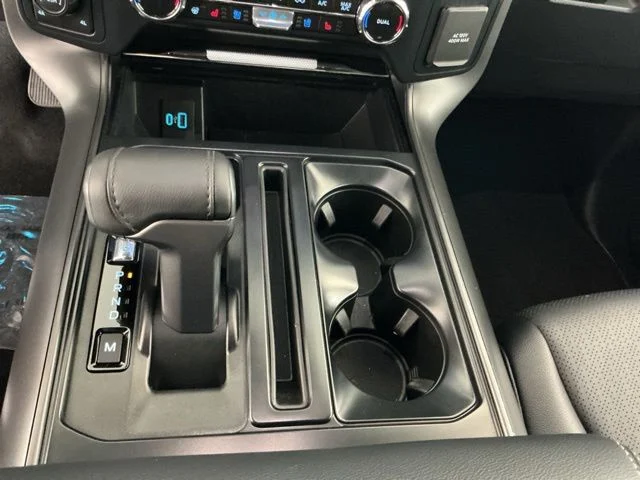 Certified Used 2024  Ford Lariat image 21