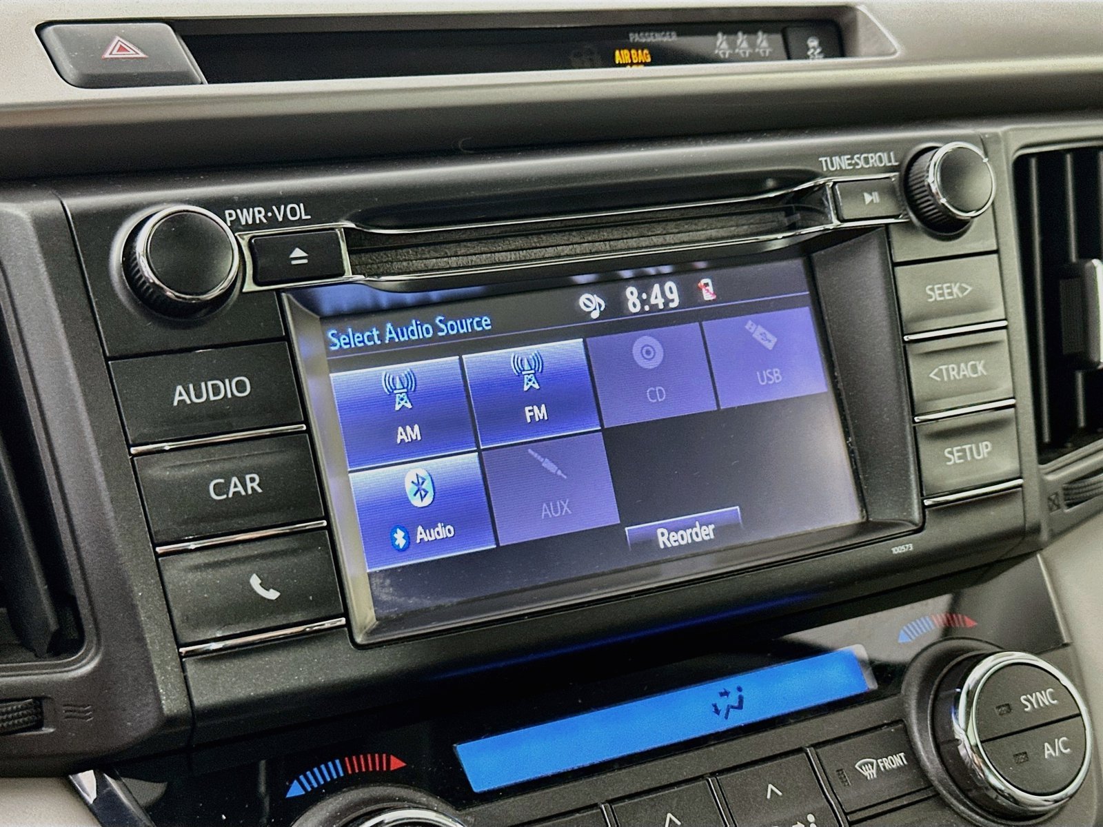 Used 2018 Galactic Aqua Mica Toyota XLE image 14