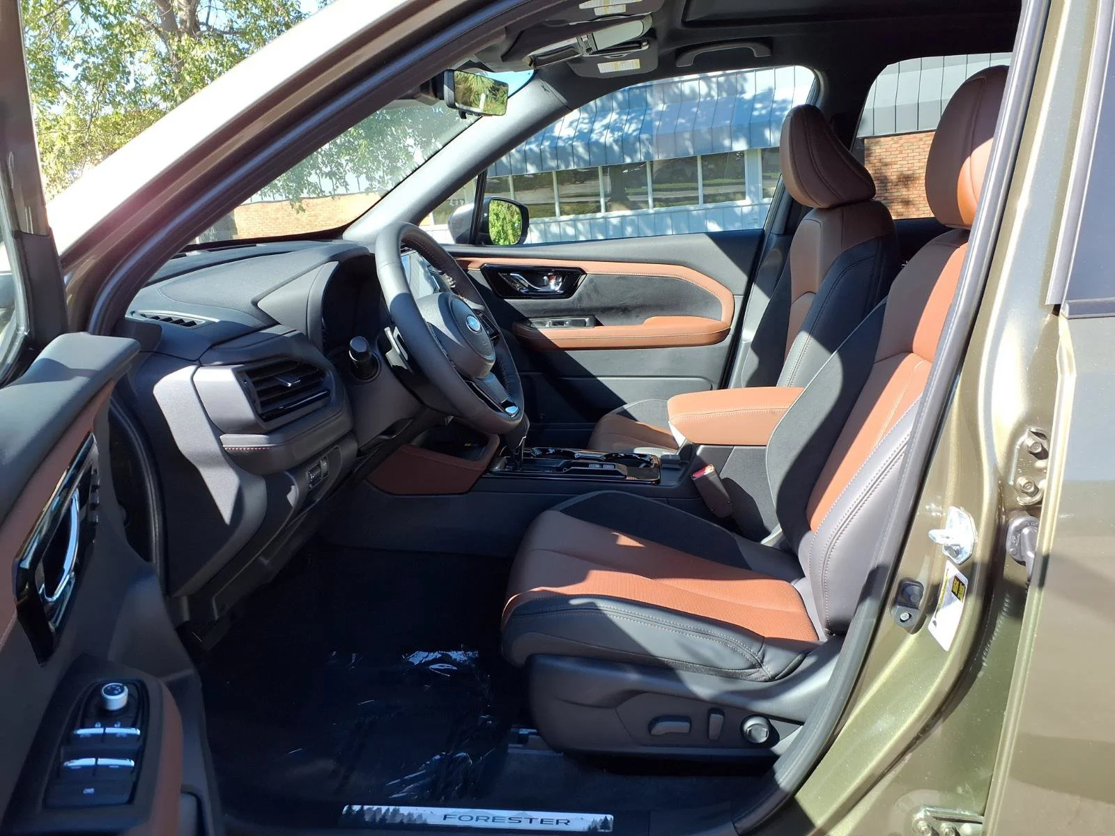 New 2026 AUTUMN GREEN METALLIC Subaru Touring image 13