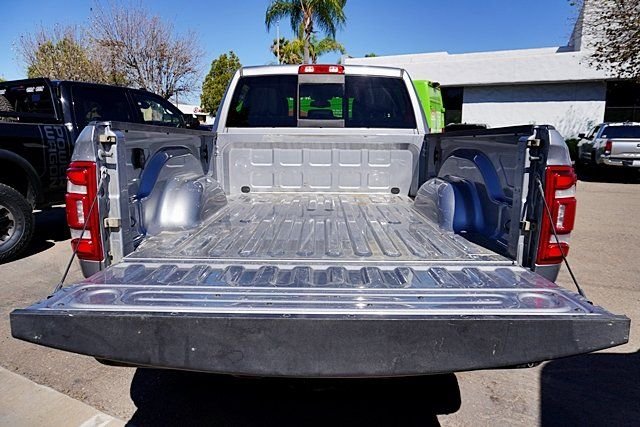 Used 2024 Silver Ram Laramie image 14