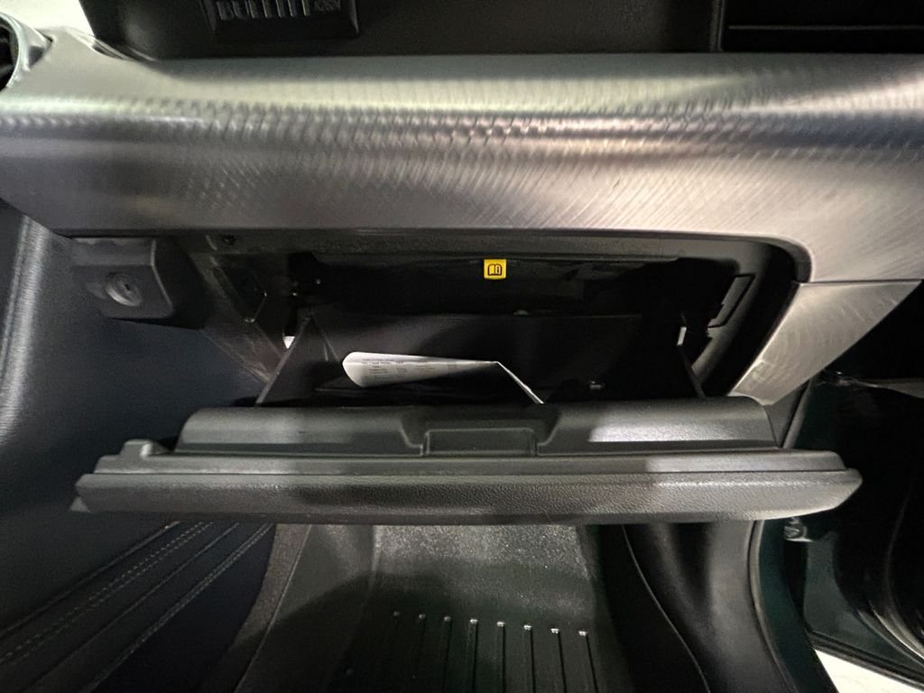 Used 2019 Green Ford Bullitt image 28