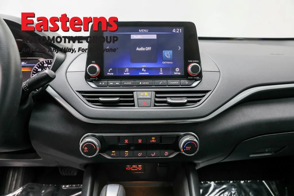 Used 2020 Gray Nissan 2.5 S image 12