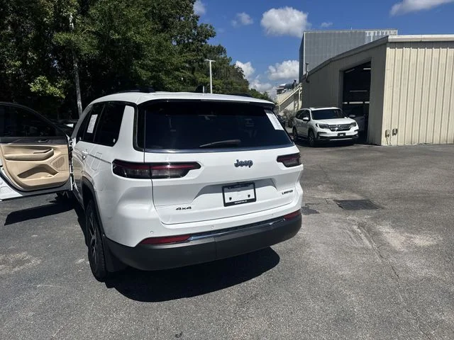 Used 2023 White Jeep Limited image 38