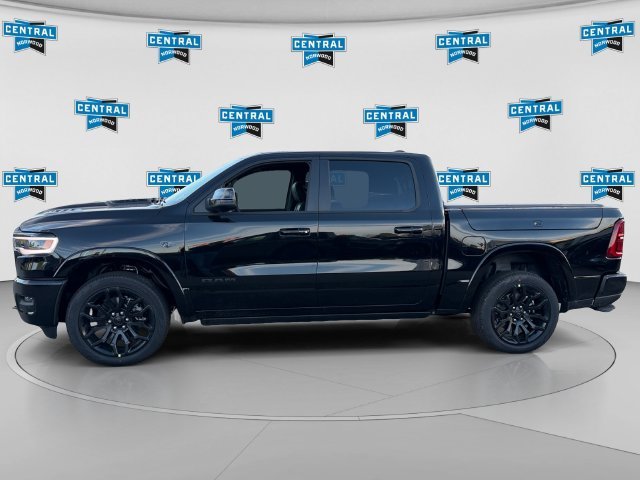 New 2027 Diamond Black Crystal Pearl-Coat Exterior Paint Ram Limited image 2