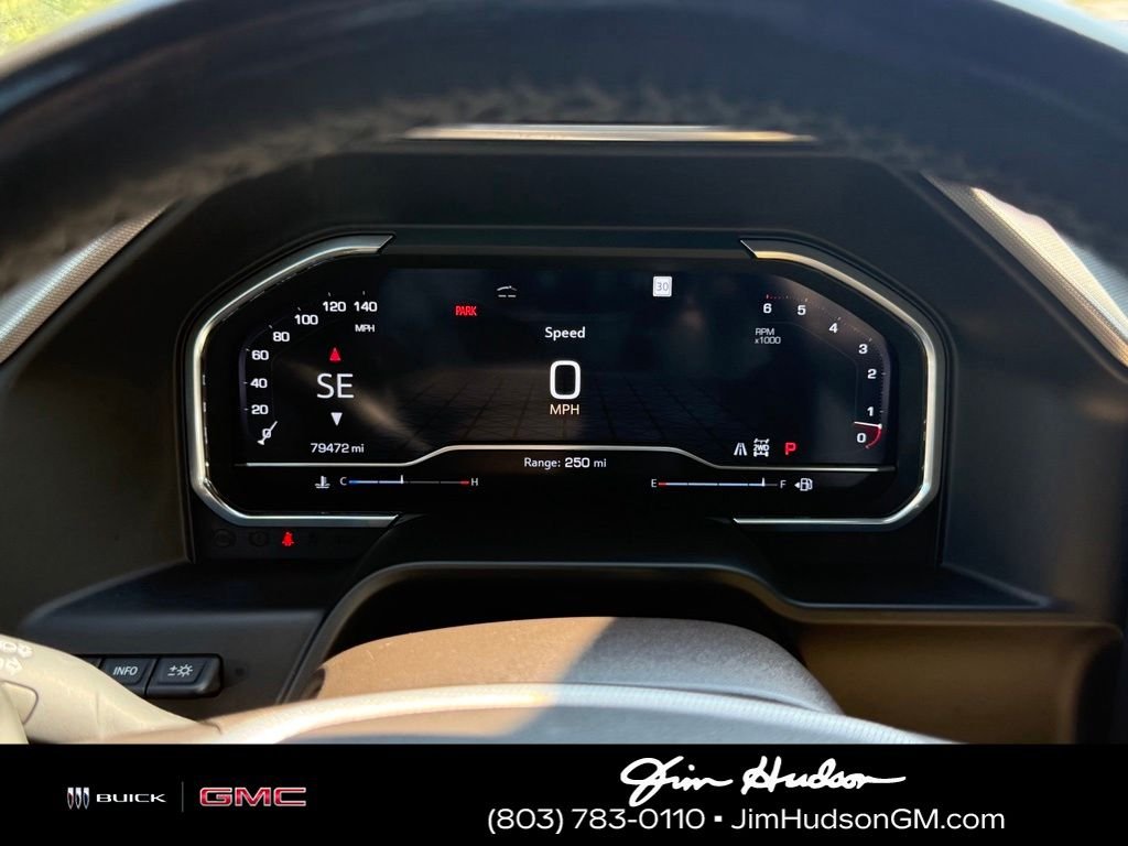 Used 2024 White GMC Denali image 29