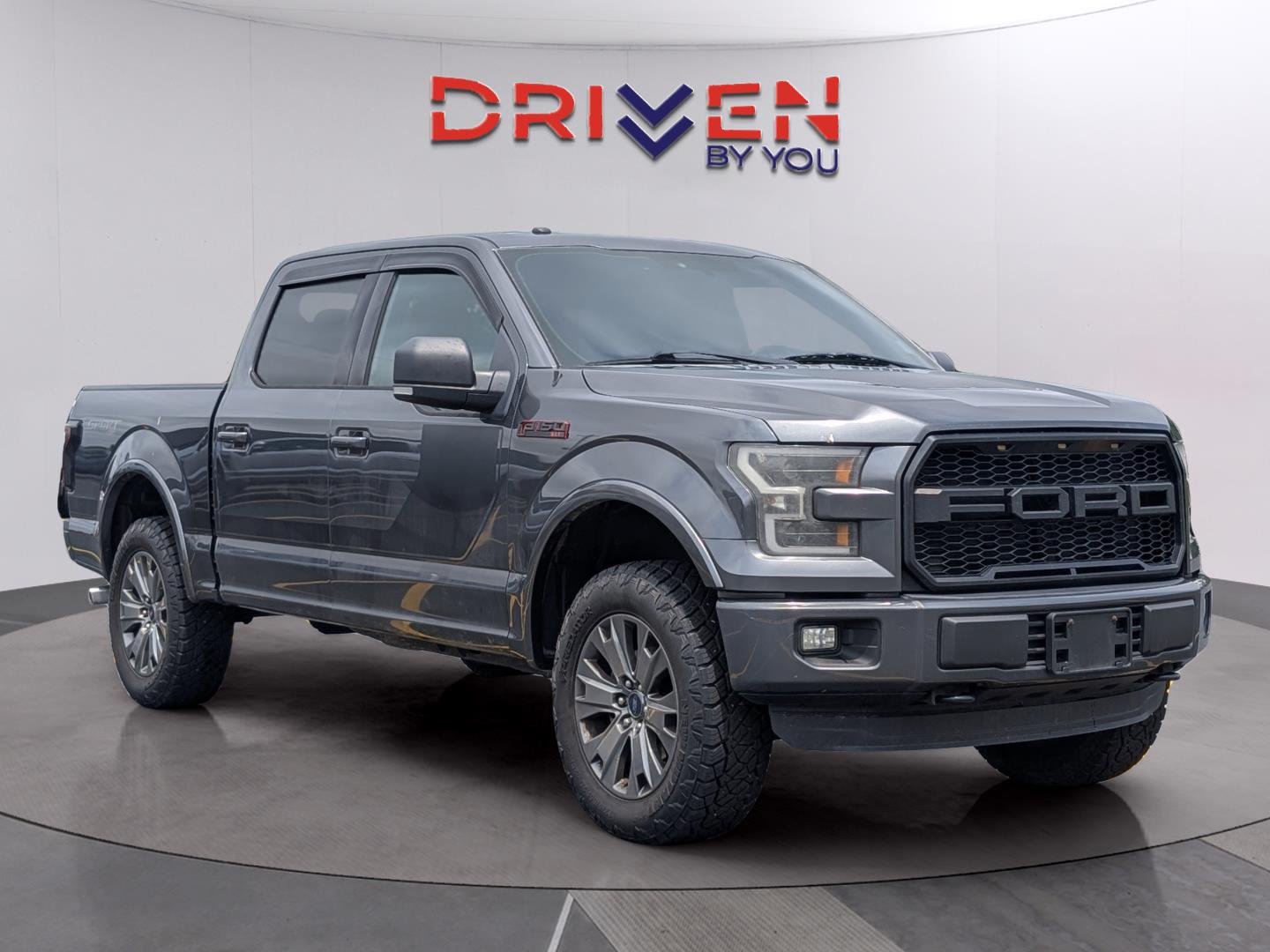 Used 2016 Magnetic Metallic Ford XLT image 7