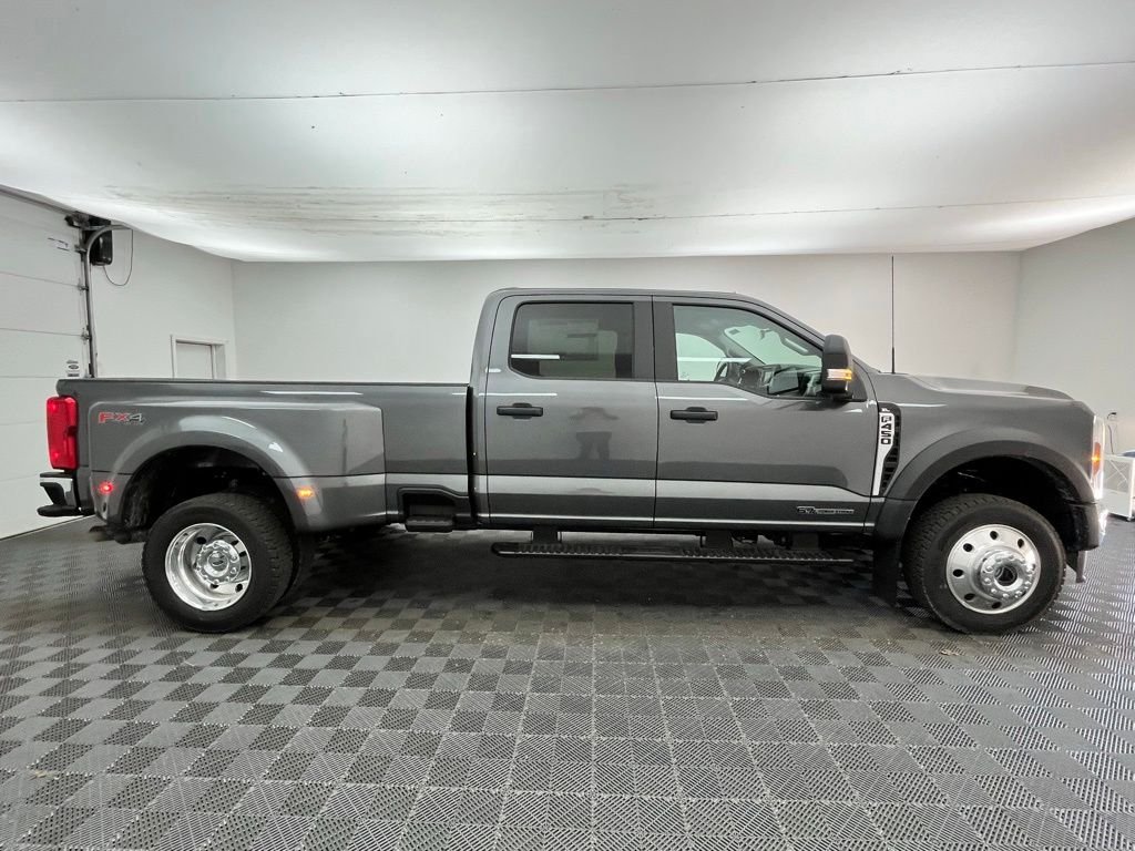 New 2026 Gray Ford XL image 7