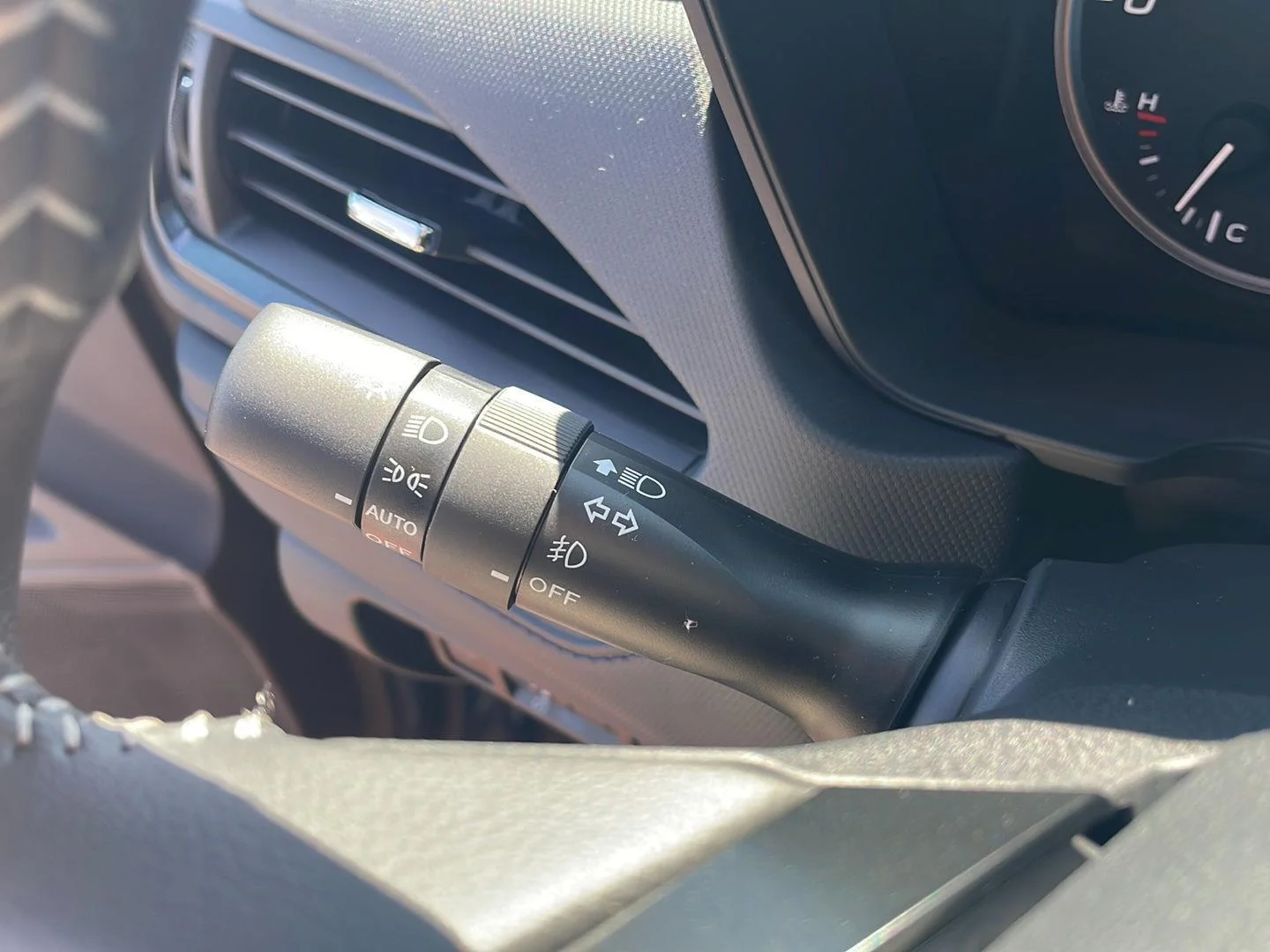 New 2026 Magnetite Gray Metallic Subaru Premium image 16
