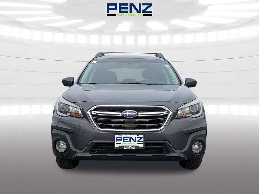 Used 2018 Subaru Outback Premium with VIN 4S4BSACC3J3275355 for sale in Rochester, Minnesota