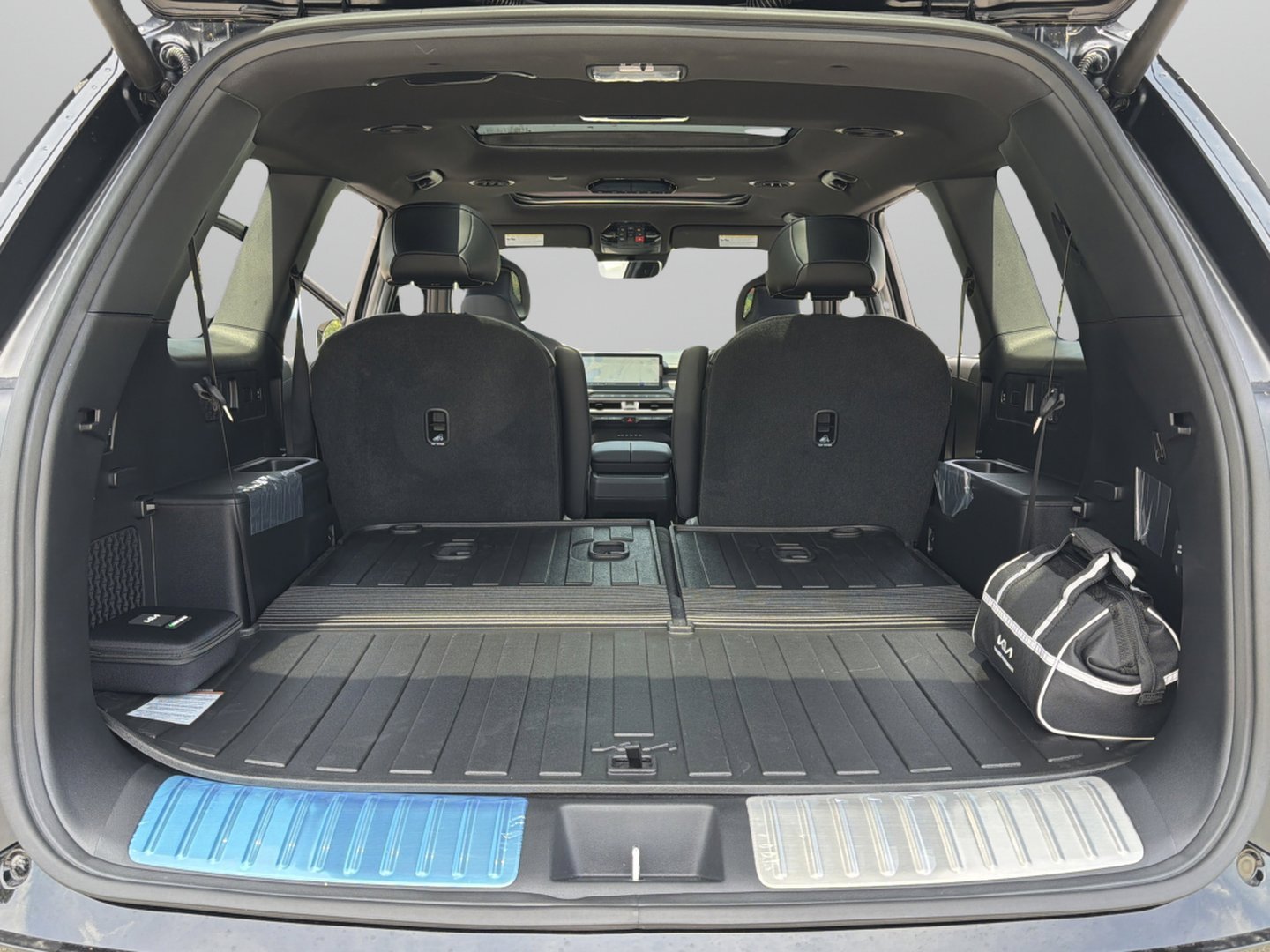 New 2027 Ebony Black Kia SX image 19