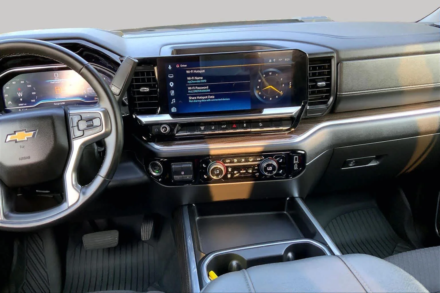 Used 2025 Sterling Gray Metallic Chevrolet LT image 7