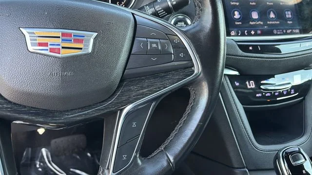 Used 2022 Rosewood Metallic Cadillac Premium Luxury image 24