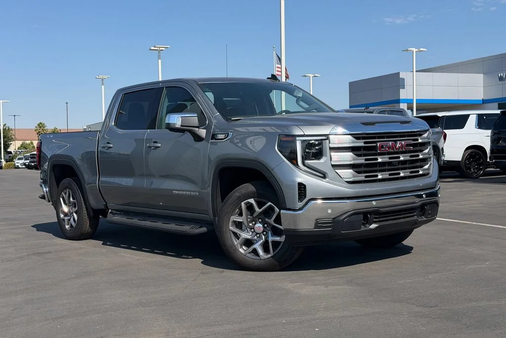New 2026 Sterling Metallic GMC SLE image 2