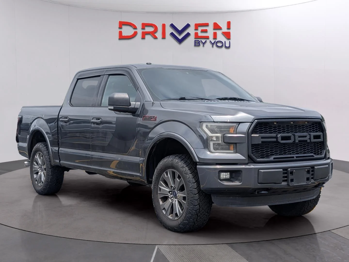 Used 2016 Magnetic Metallic Ford XLT image 7