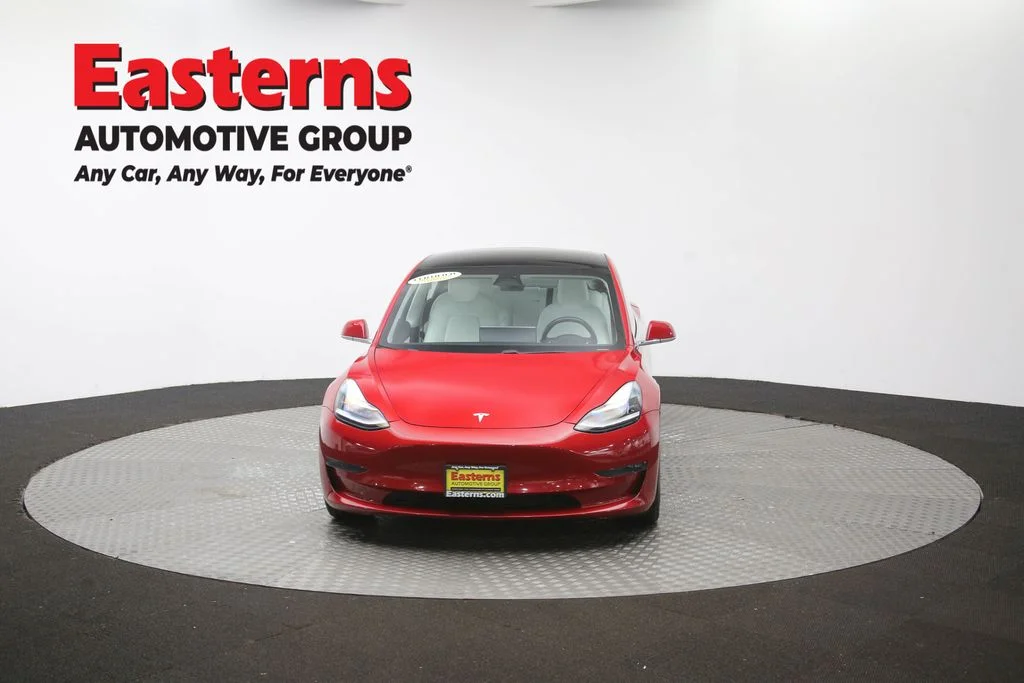 Used 2018 Red Tesla Long Range image 50